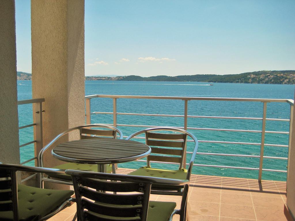 Apartments Marer Trogir Cameră foto
